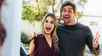 8 Ways to Be a Great Visitor to a New Mom